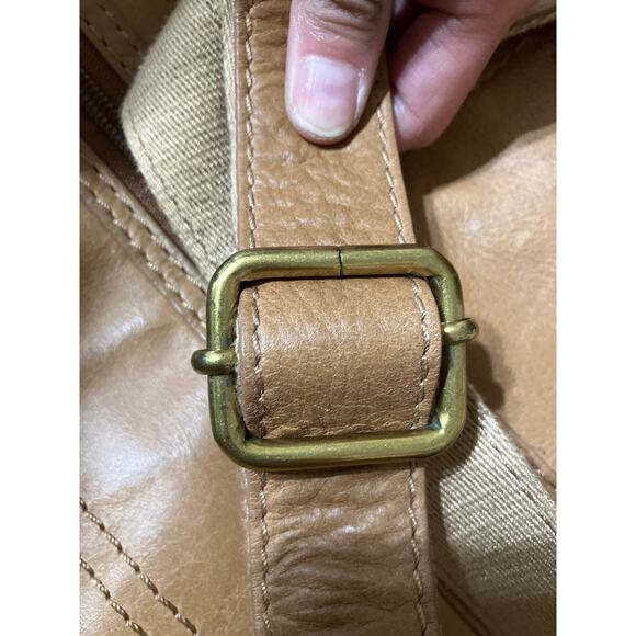 FOSSIL LARGE BROWN SMOOTH GENUINE LEATHER CROSSBODY BAG - Picture 15 of 16